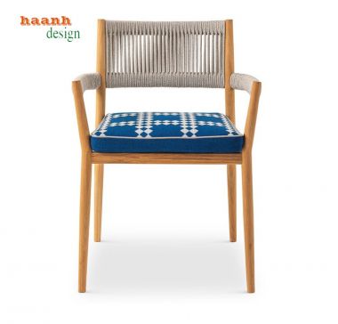 Bàn ghế gỗ teak ngoài trời: sang trọng cho không gian sống-BGT 022