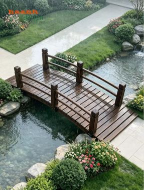 Cầu gỗ ngoài trời dáng cong lan can hai bên - CGN 014