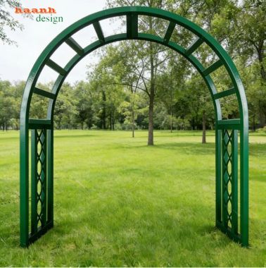 Cổng vòm sắt sân vườn dáng cong kết hợp cây leo - CVM 013