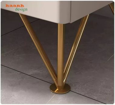 Kệ tivi gỗ công nghiệp màu kem chân cao - KCH 013