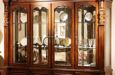 Mẫu tủ rượu tân cổ điển đẹp phong cách châu Âu-TCC 013