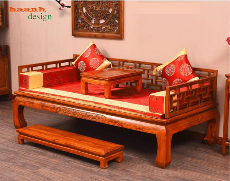 giường gỗ la hán đẹp đặt hiên nhà