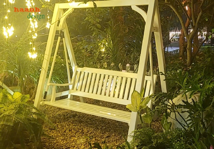  Xích đu gỗ teak sân vườn