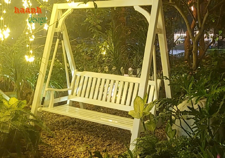  Xích đu gỗ teak sân vườn